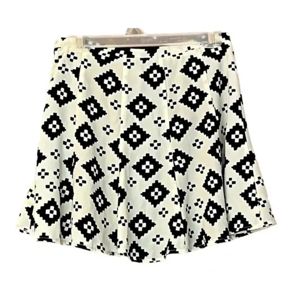 Show Me Your Mumu‎ Womens Large White Black Geometric Tribal Ikat Mini Skirt USA - Image 2