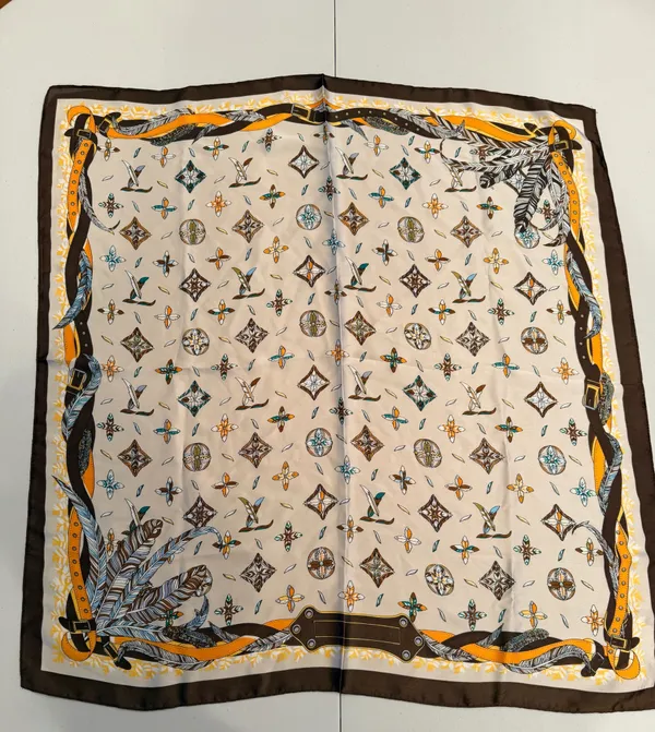 VINTAGE | Classic, square scarf Multiple - Image 11