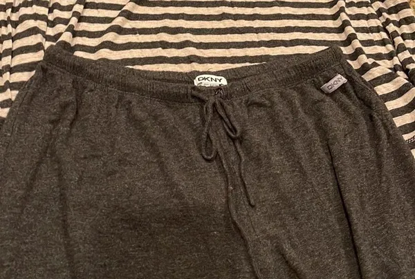 DKNY lounge wear - Image 6