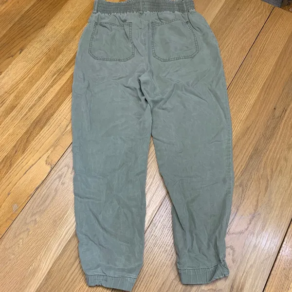Abercrombie and Fitch Olive Green Jogger Pants‎ Smocked Waist Women Size Small - Image 6