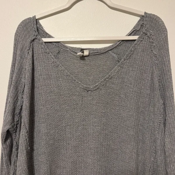 Free People Laguna Thermal Size Medium Gray Long Sleeve Top - Image 4