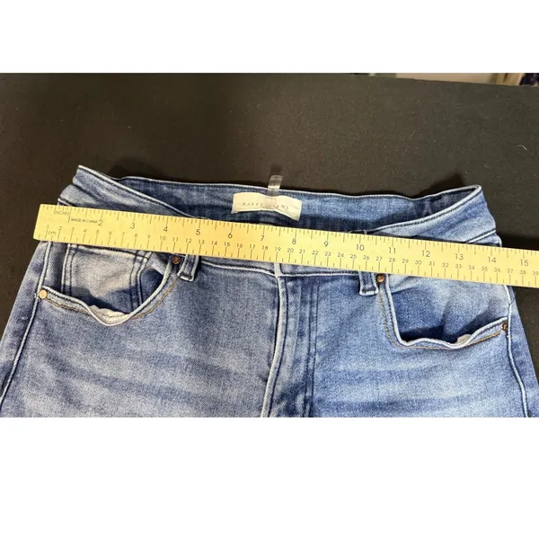 Risen Women's 9/29 Light Wash Wide Leg Jeans Side Slit Hem Stretch 5 Pocket Blue - Image 9