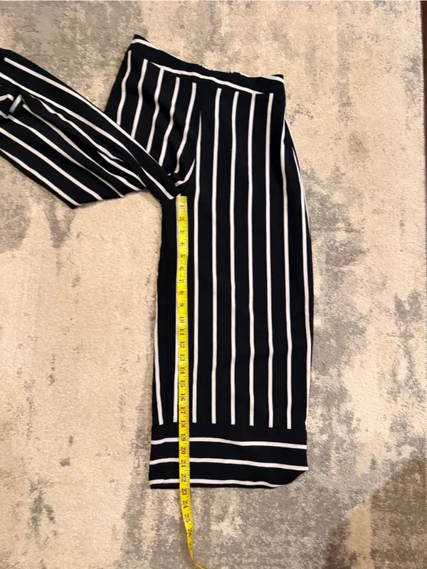 Day To Day Striped Wide-Leg Crop Pants - Black & White - Image 9