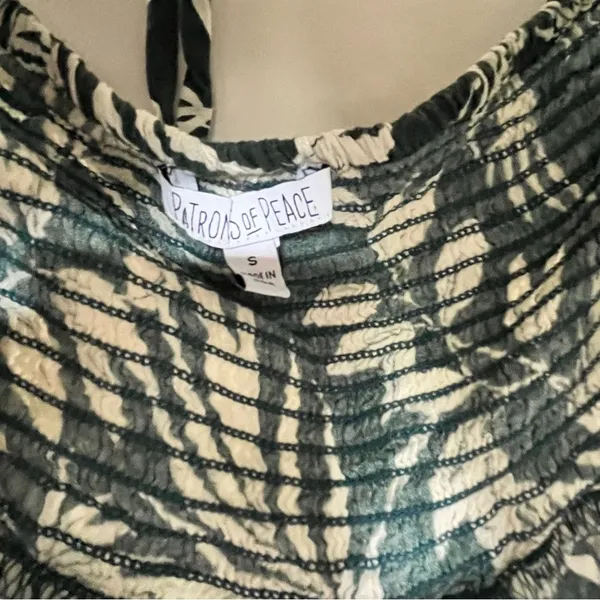 Women's Patrons of Peace Green‎ Leaf Floral Smocked Halter Top Size Small - Image 4