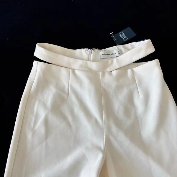 Abercrombie and Fitch White Cut Out Trousers - Image 5