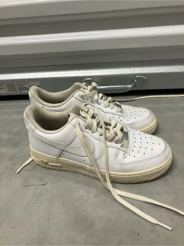 White leather Nike Air Force 1s - Image 2