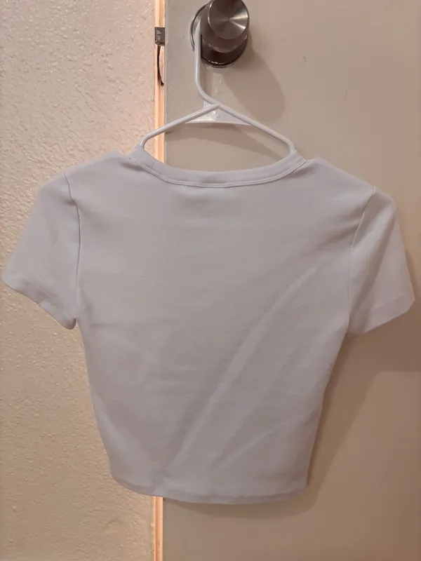 Aritzia Sunday Best Baby Tee white XS - Image 3