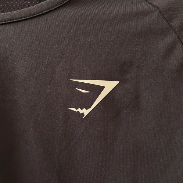 Gymshark Training Long Sleeve Crop Top Size Large Black - Image 3