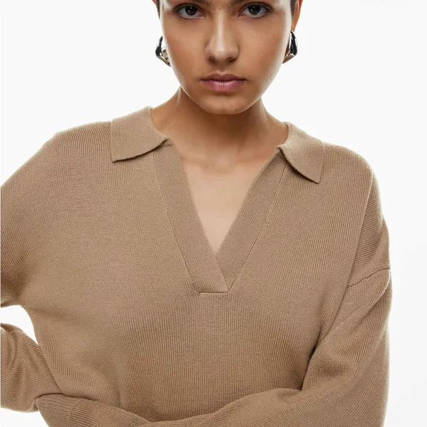 Wilfred Aritzia Clara Merino Wool Waist Crop Sweater in Camel M new without tags - Image 3