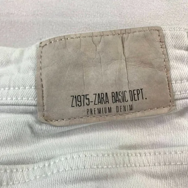 ZARA Women Basic White Denim Straight Fit Jeans - Image 6