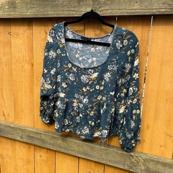 American eagle blue floral cropped babydoll top size medium‎ - Image 3