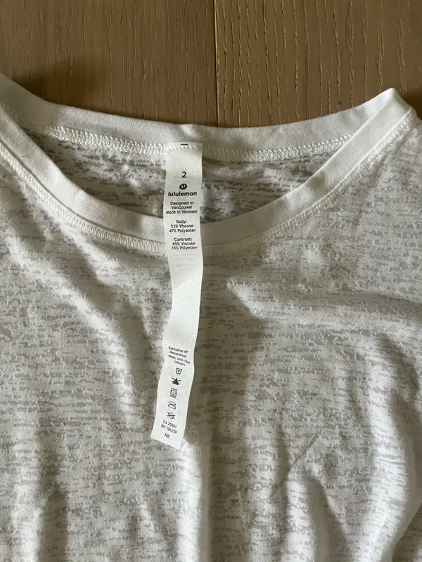 Lululemon Tie Front Crop Shirt - Image 2