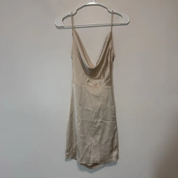 Meshki NWT Zoey Cowl Neck‎ Strappy Back Mini Dress Champagne Size XS - Image 3