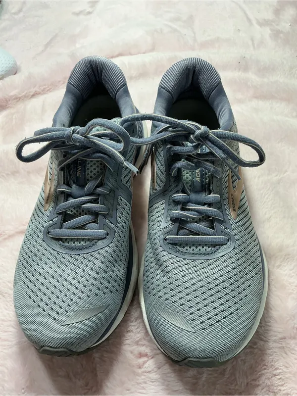 Brooks Women's Light Blue Gray Running Shoes b101 - Image 5