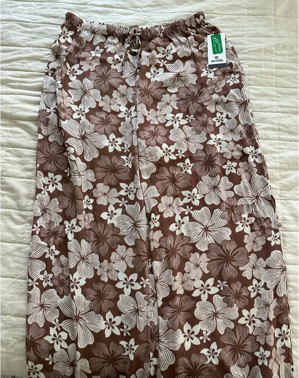 Rip Curl Aloha State Tie Waist Beach Pants - Image 4