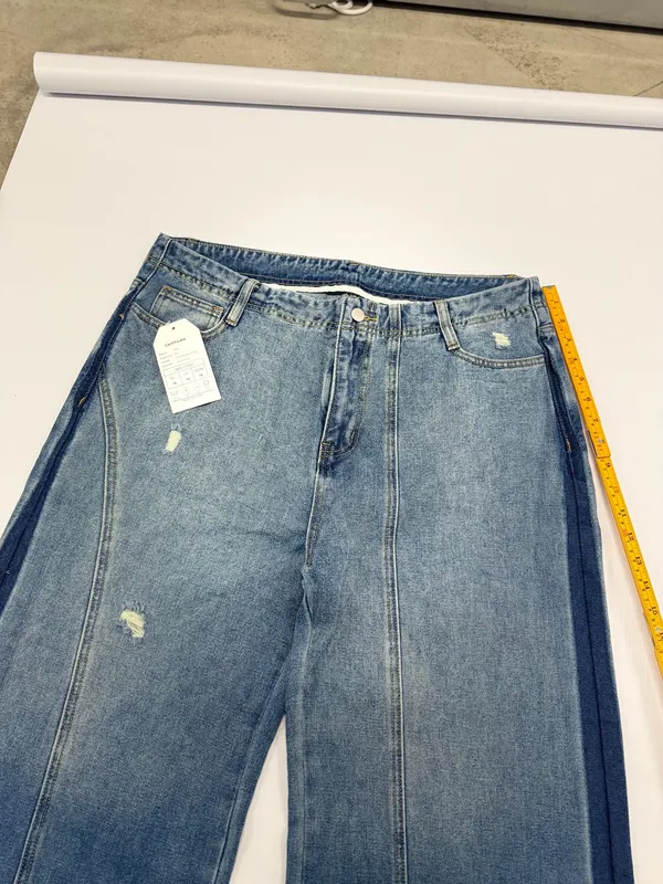 DSN Wide Leg Distressed Two Tone Blue Denim Jeans Womens Size 18 NWT - Image 6