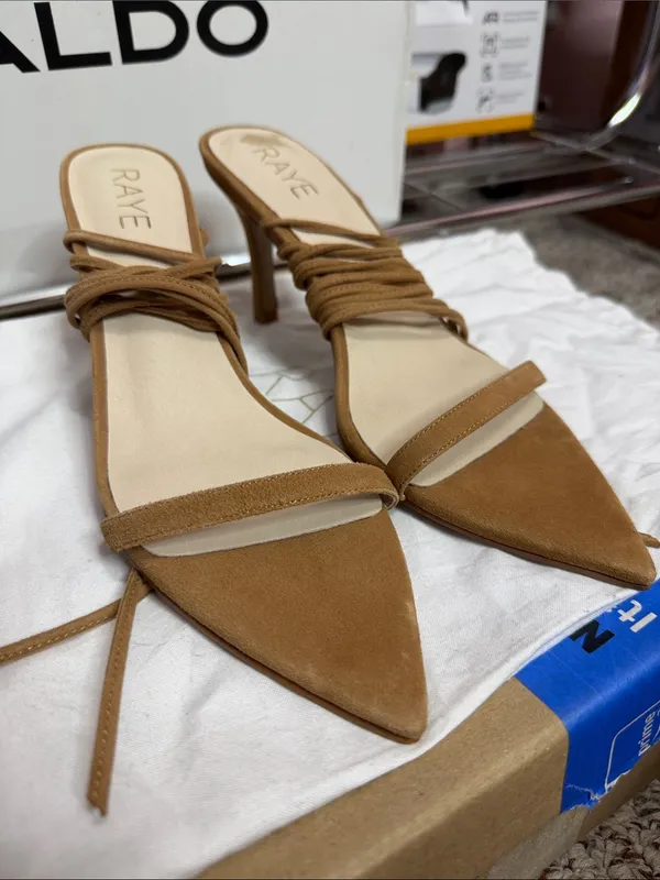 Raye Revolve Julep Heel in Tan NWT. Size 8.5 - Image 2