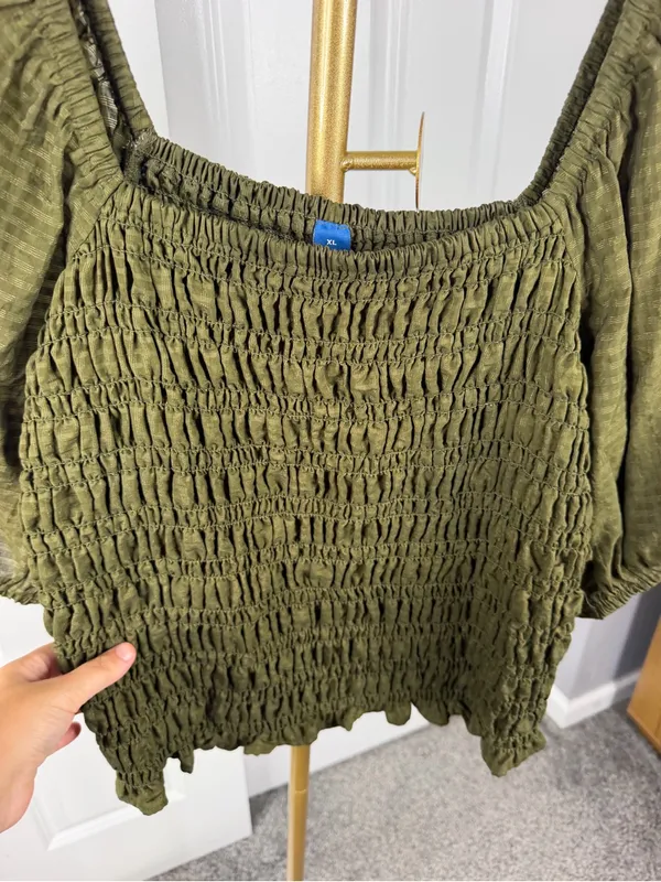 Old Navy Moss Green Smocked Puff Sleeve Top Size XL Fall Boho - Image 3