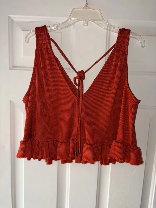 Free People no excuses cropped top in terracotta size XS - Image 2