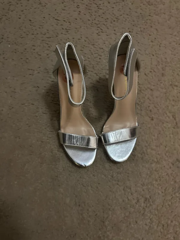 Silver party pumps Size 7.5 - Image 2