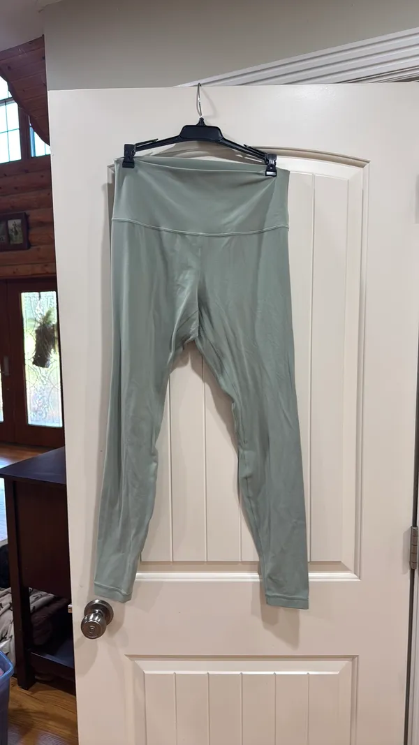Lululemon 28” Align Leggings - Image 3