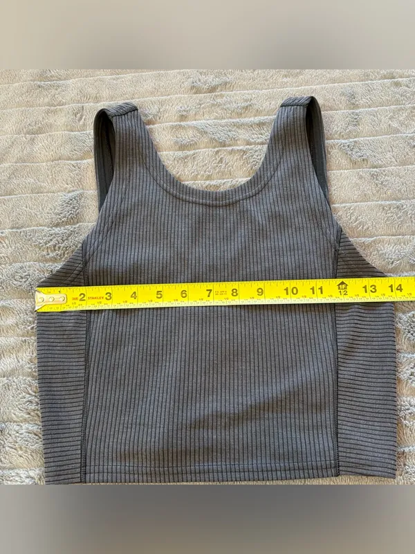 Lululemon top - Image 5
