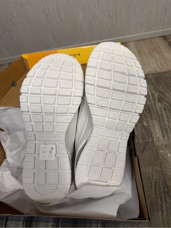 Skechers Uno-Flex All-White Low-Top Lace-Up Sneakers Size 7.5 - Image 13