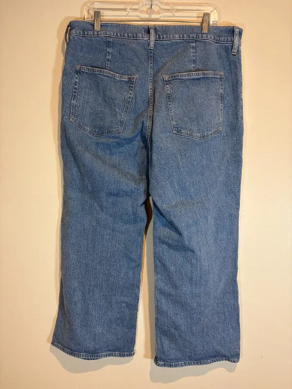 J Crew Wide-Leg Cropped Utility-Pocket Jean in All-Day Stretch - Image 8
