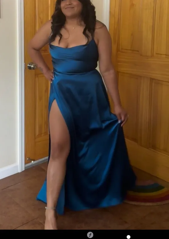 Long dress blue green side slit Size L - Image 6