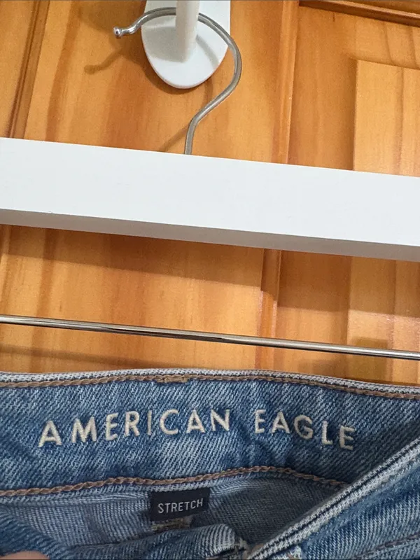 American Eagle Stretch Distressed Mom Jeans Size 000 - Image 4