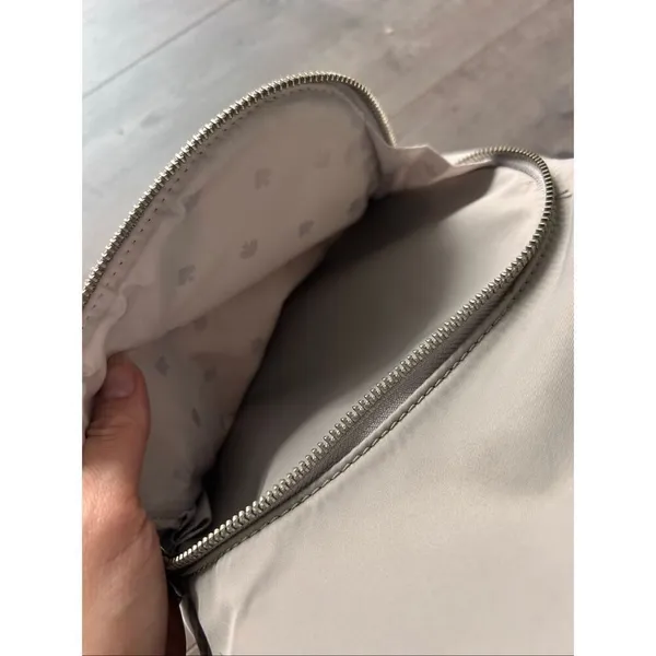 Kate Spade gray backpack small with pockets - Image 7
