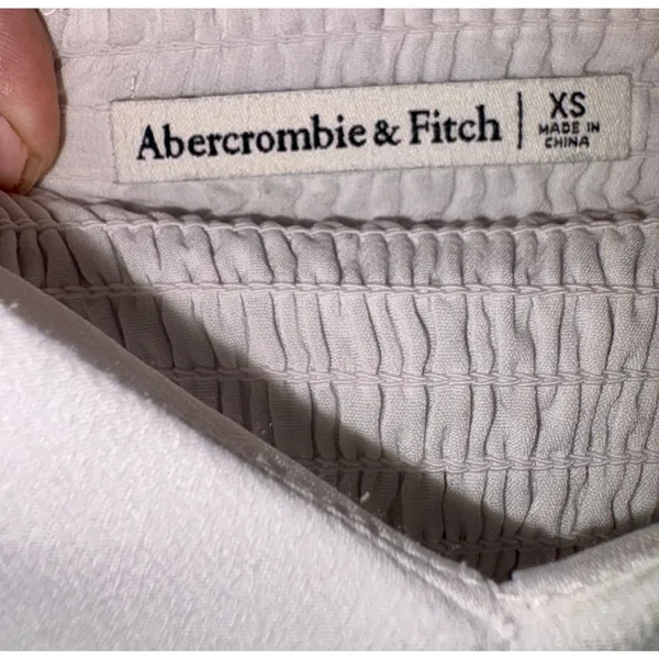 Abercrombie & Fitch White Sweetheart Smocked Puff Sleeve Crop Top Blouse Size XS - Image 4