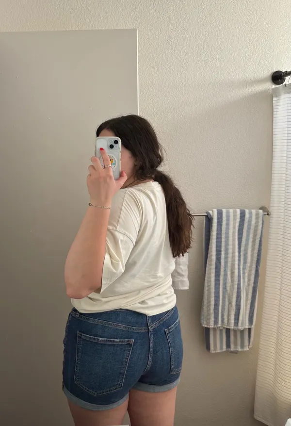 Old Navy Shorts - Image 4