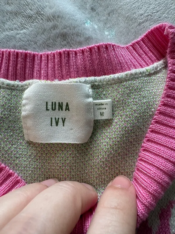 Luna Ivy Cropped Sweater - Image 2