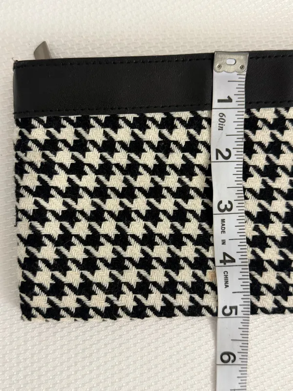Savvy Black & White Houndstooth Cosmetic/Clutch Bag - Image 5