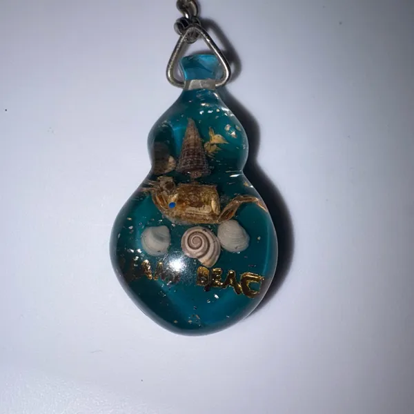 Miami Beach Souvenir Resin Keychain - Image 2