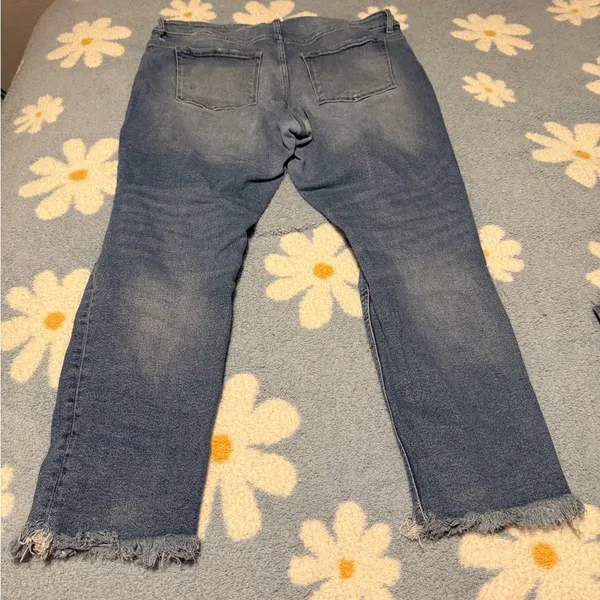 KanCan Distressed Ankle Jeans in Blue Size 16 - Image 2