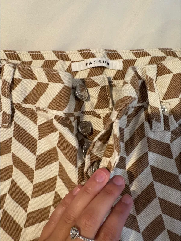 Pacsun brown and white checkered low rise jeans - Image 2