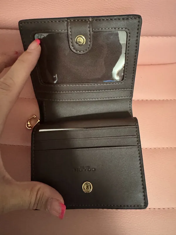 Coach Snap Wallet in Signature Canvas - Image 4