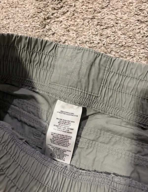 Women’s Calvin Klein Performance Pants Puffy Loose Pants Green Grey EUC SIZE XS - Image 3