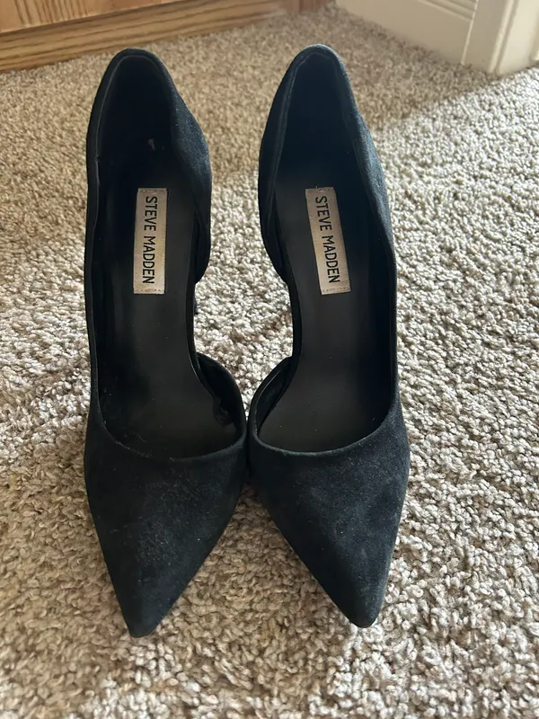 Steve Madden Black Suede Stiletto - Image 2