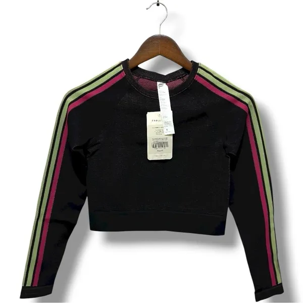 320 Fabletic | NWT Black Aisley Seamless Long Sleeve Crop Top (Size S) - Image 3
