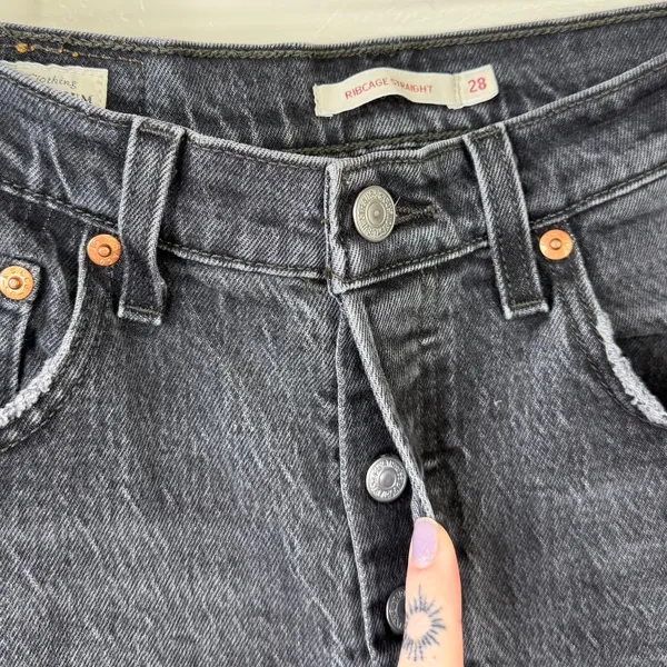 Levi's Black Vintage Wash Ribcage Straight Highest High Rise Ankle Denim Jeans - Image 9