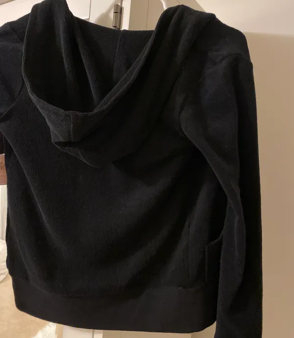 Juicy Couture Black Cropped Hoodie - Image 3