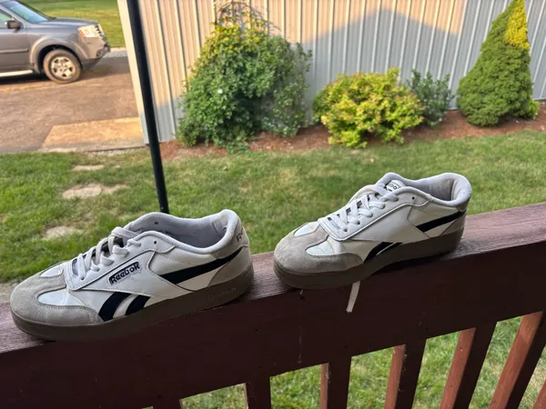 Reebok Sneakers - Image 5