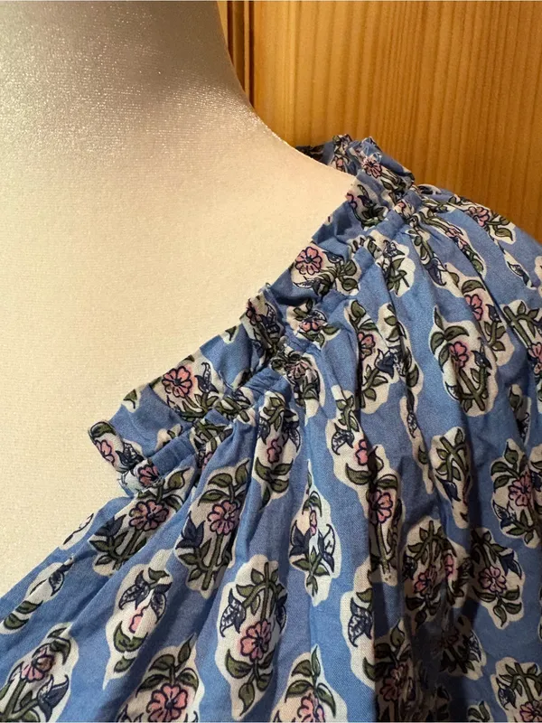 J. Crew floral print cotton blouse/tunic women’s M blue pink green - Image 4