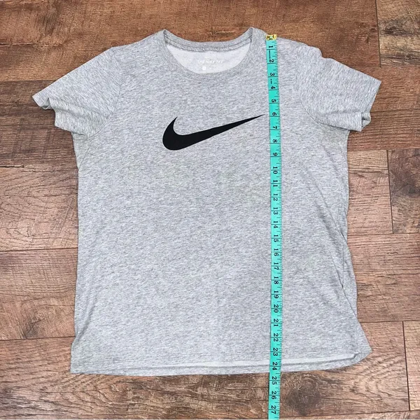 Women’s Nike Athletic Cut Check Logo Short Sleeve T-Shirt - Image 8