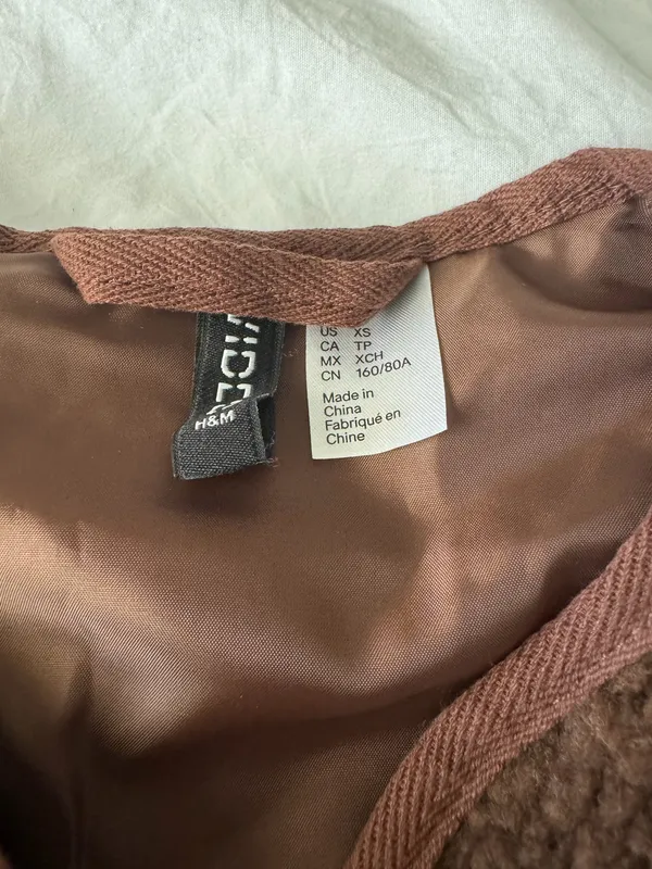 HM Divided Brown Teddy Fleece Vest - Image 4