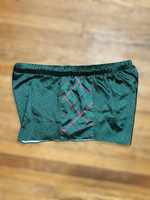 Victoria's Secret Women's Medium Green Silky Sleepwear Pajama Shorts Y2K Comfy - Image 3