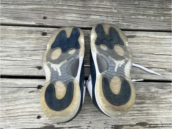 Jordan 11 Retro Low GS 'Navy Snakeskin' 2019 Size 4.5y Women’s Size 6 - Image 6